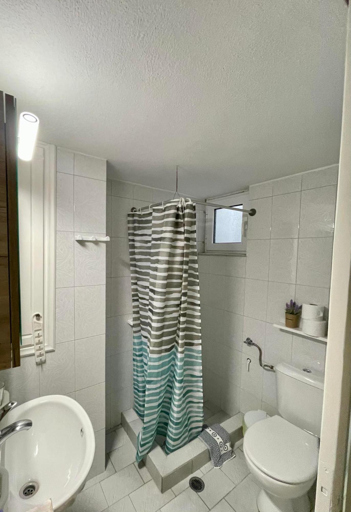 Dina'S Apartment วอนิตซา ภายนอก รูปภาพ