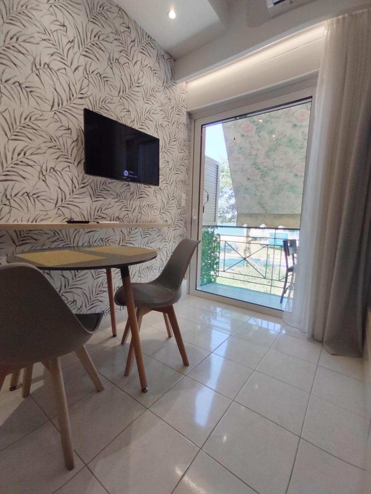 Dina'S Apartment วอนิตซา ภายนอก รูปภาพ